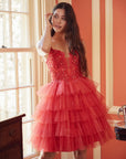 E904_RED_2946071