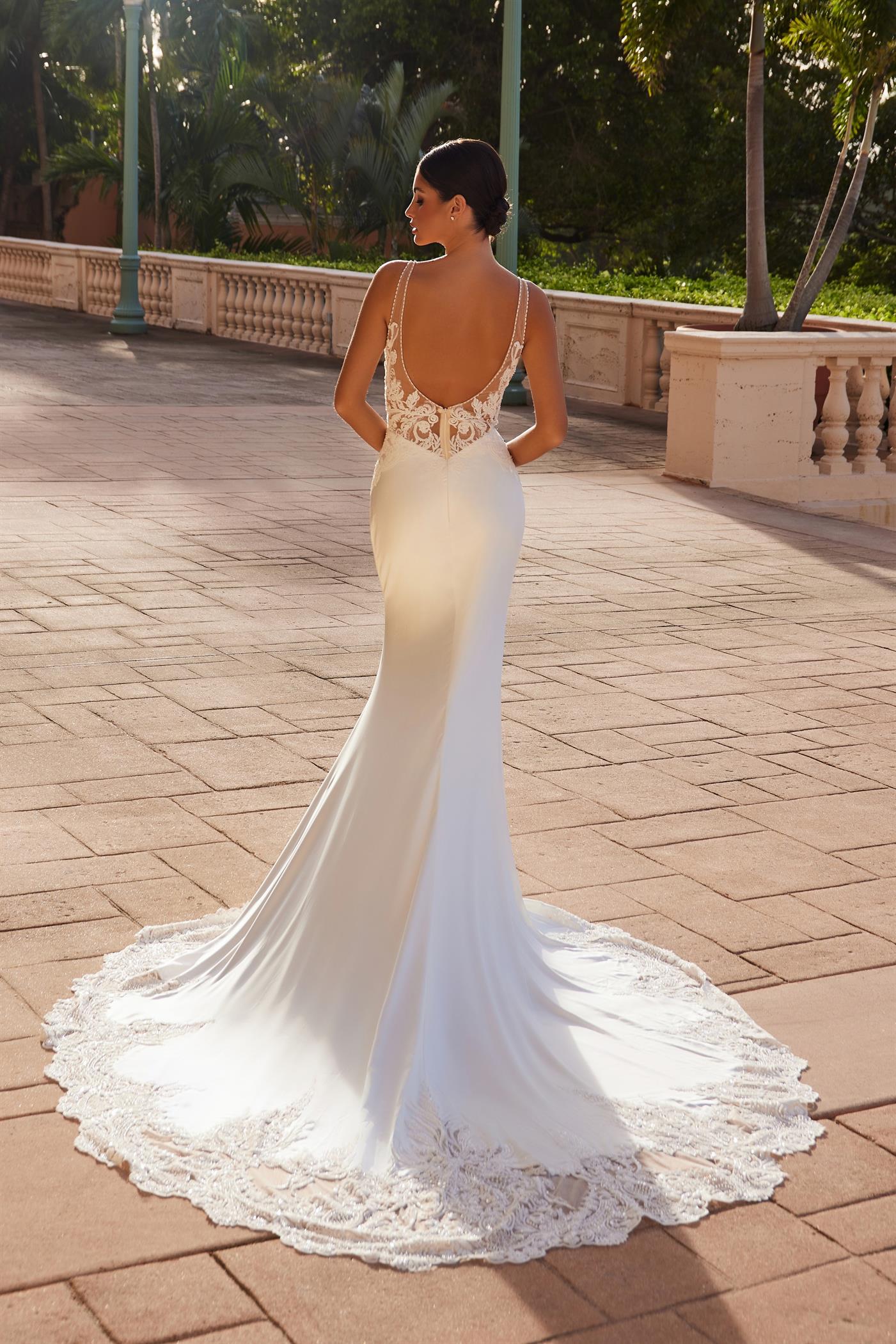 JE1022L_WHITE_3517468