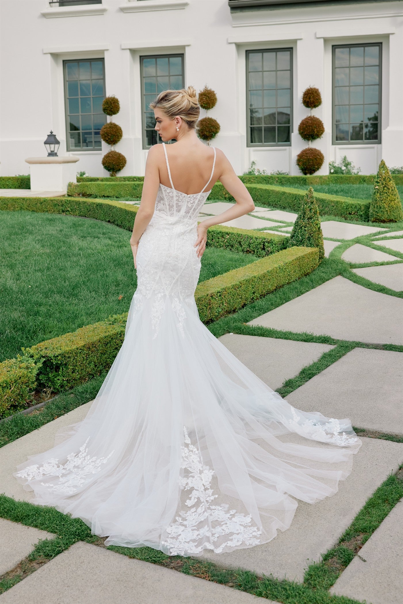 JE1014L_WHITE_4964641