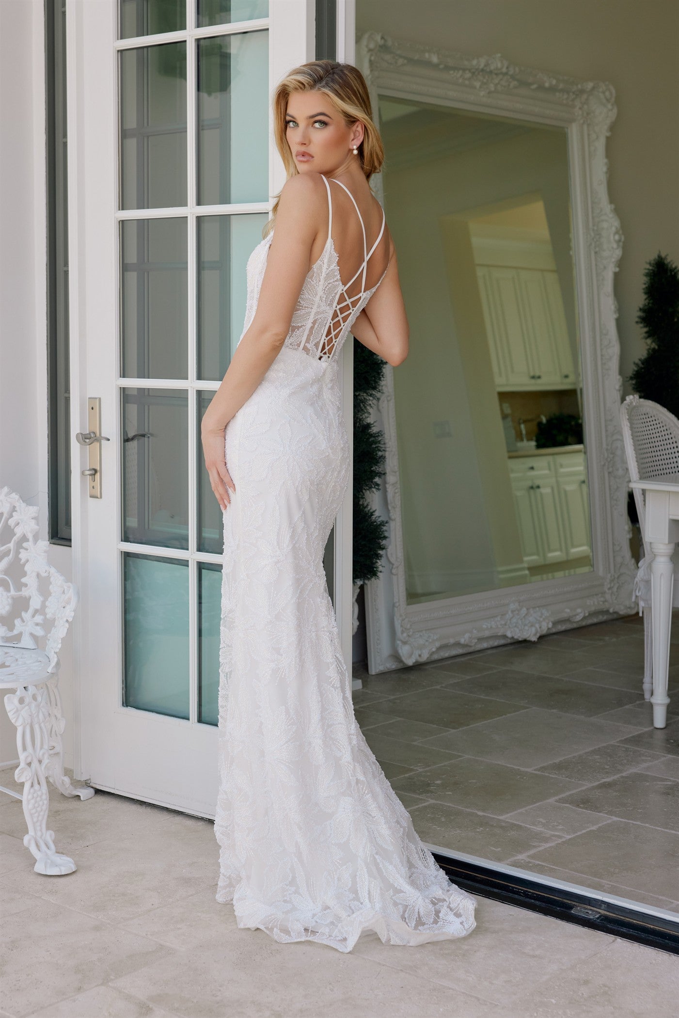 C1628W_WHITE_4964355