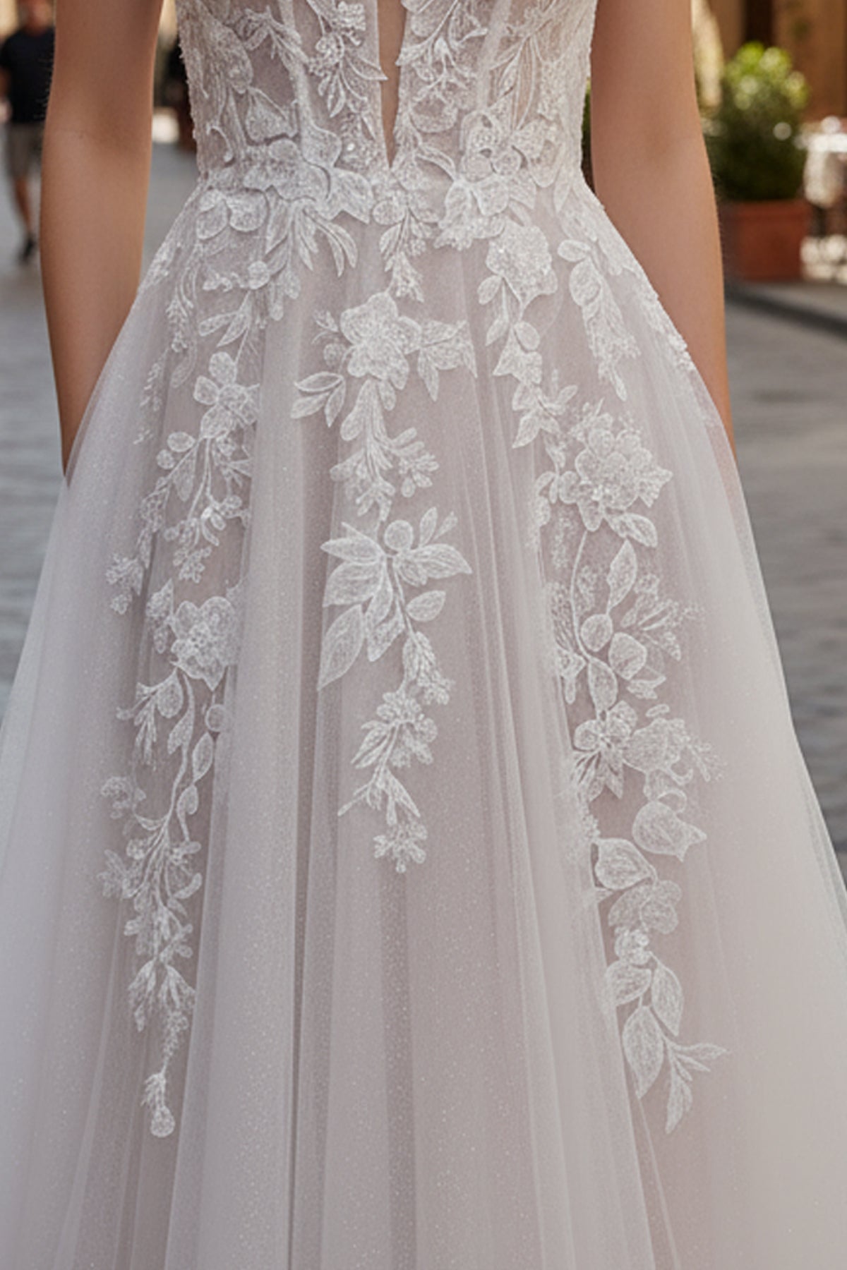 JE1072L_WHITENUDE_4935391