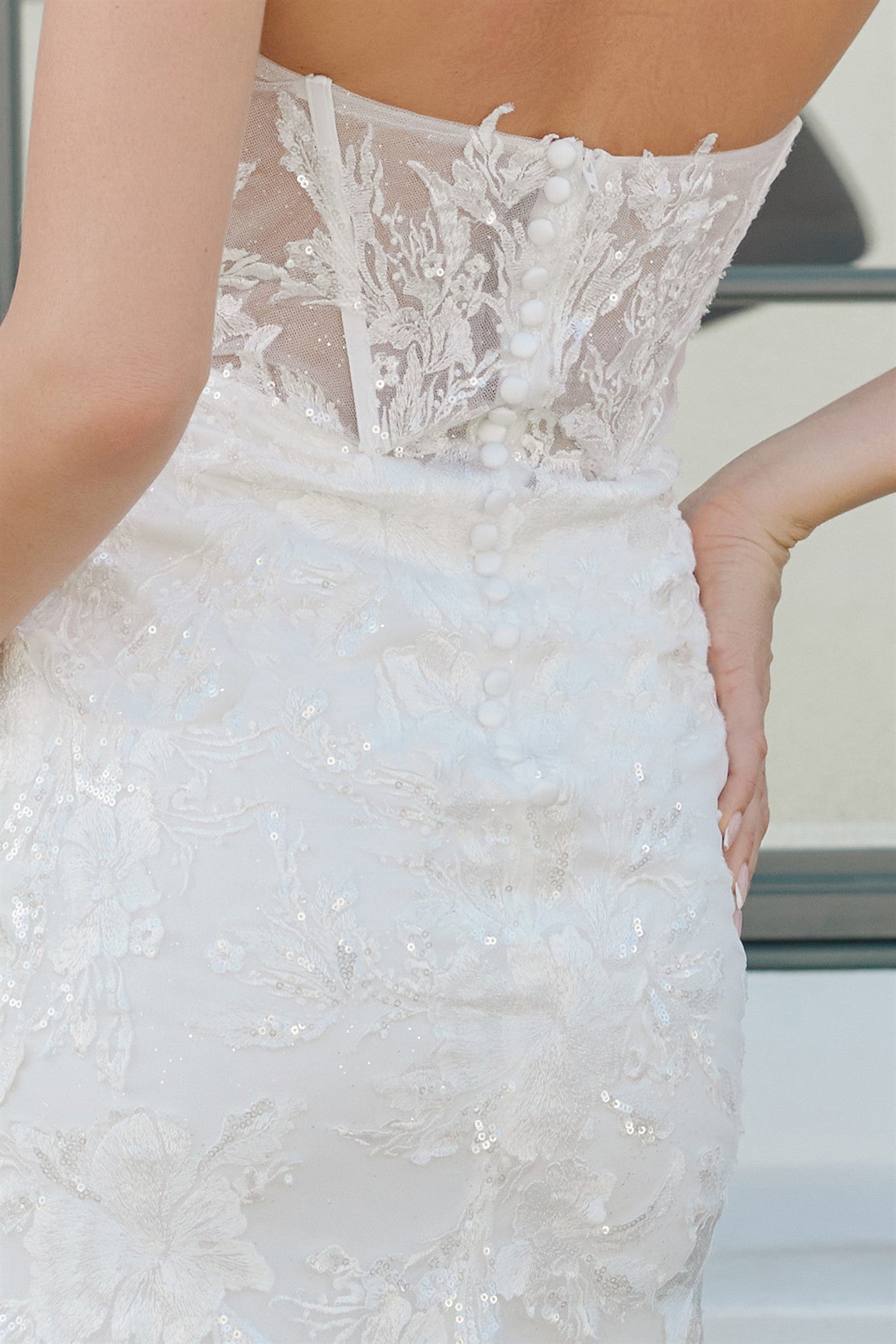 JQ1038_WHITE_4964735