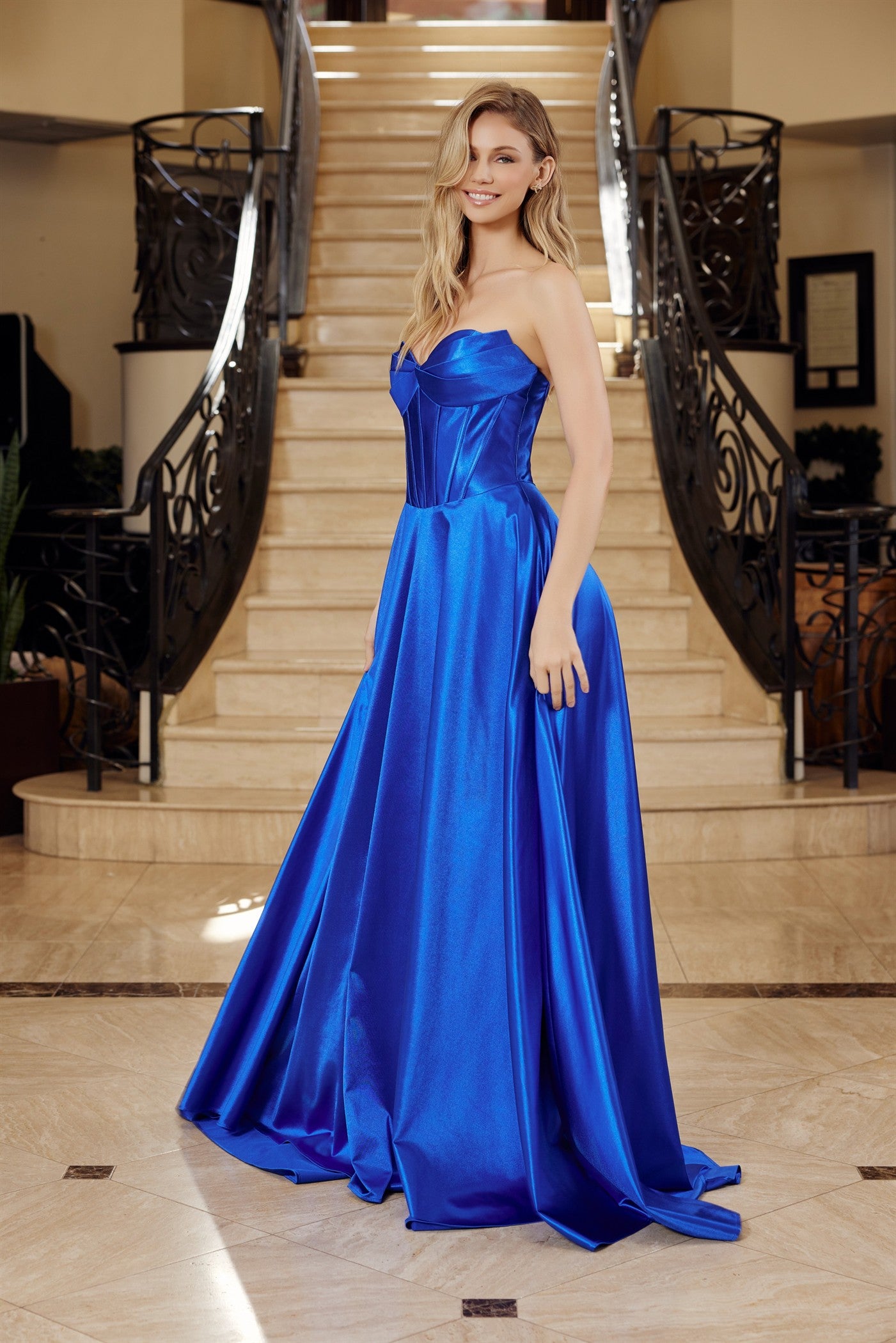 K1735_ROYALBLUE_4943364