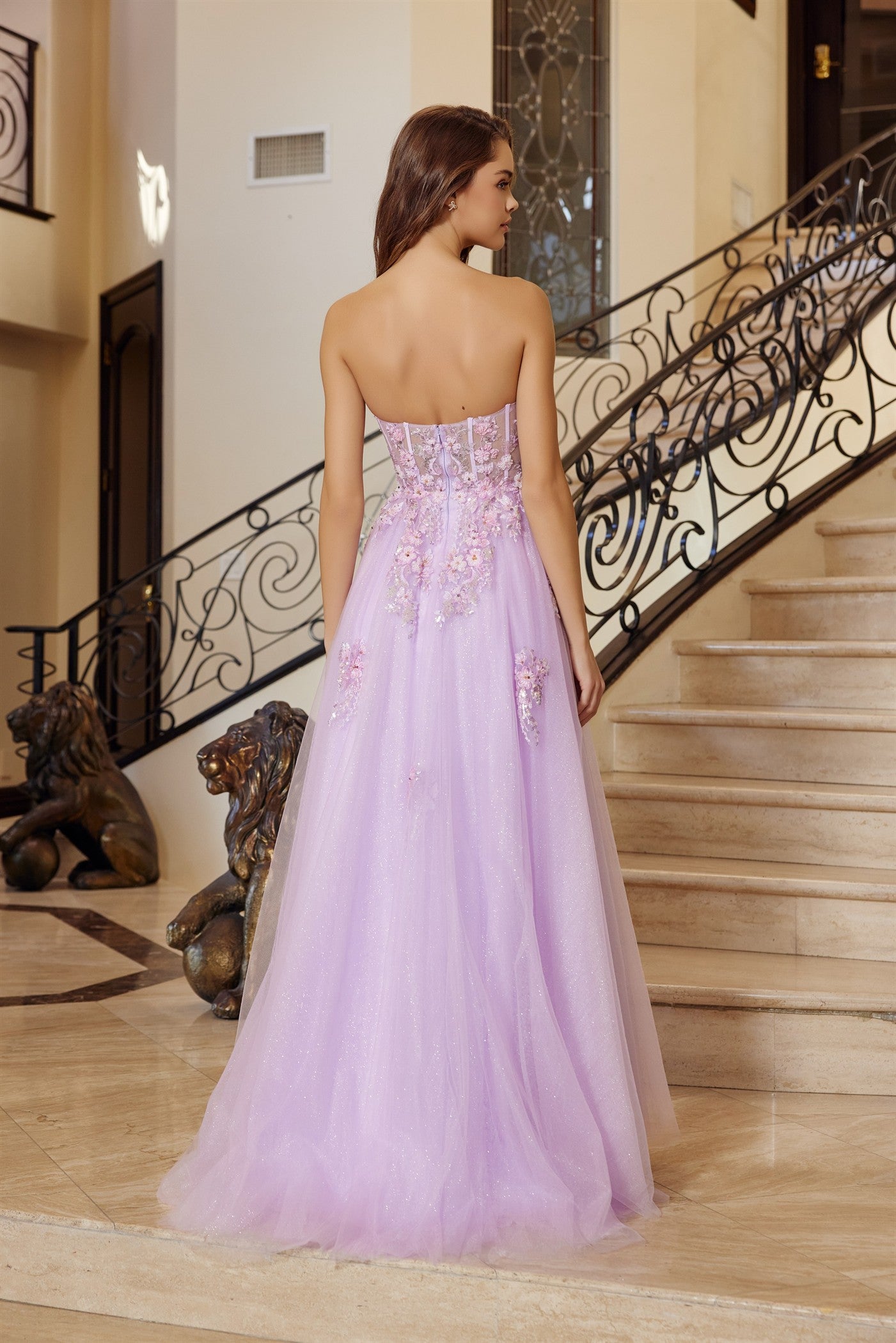 Q1773_LILAC_4943426