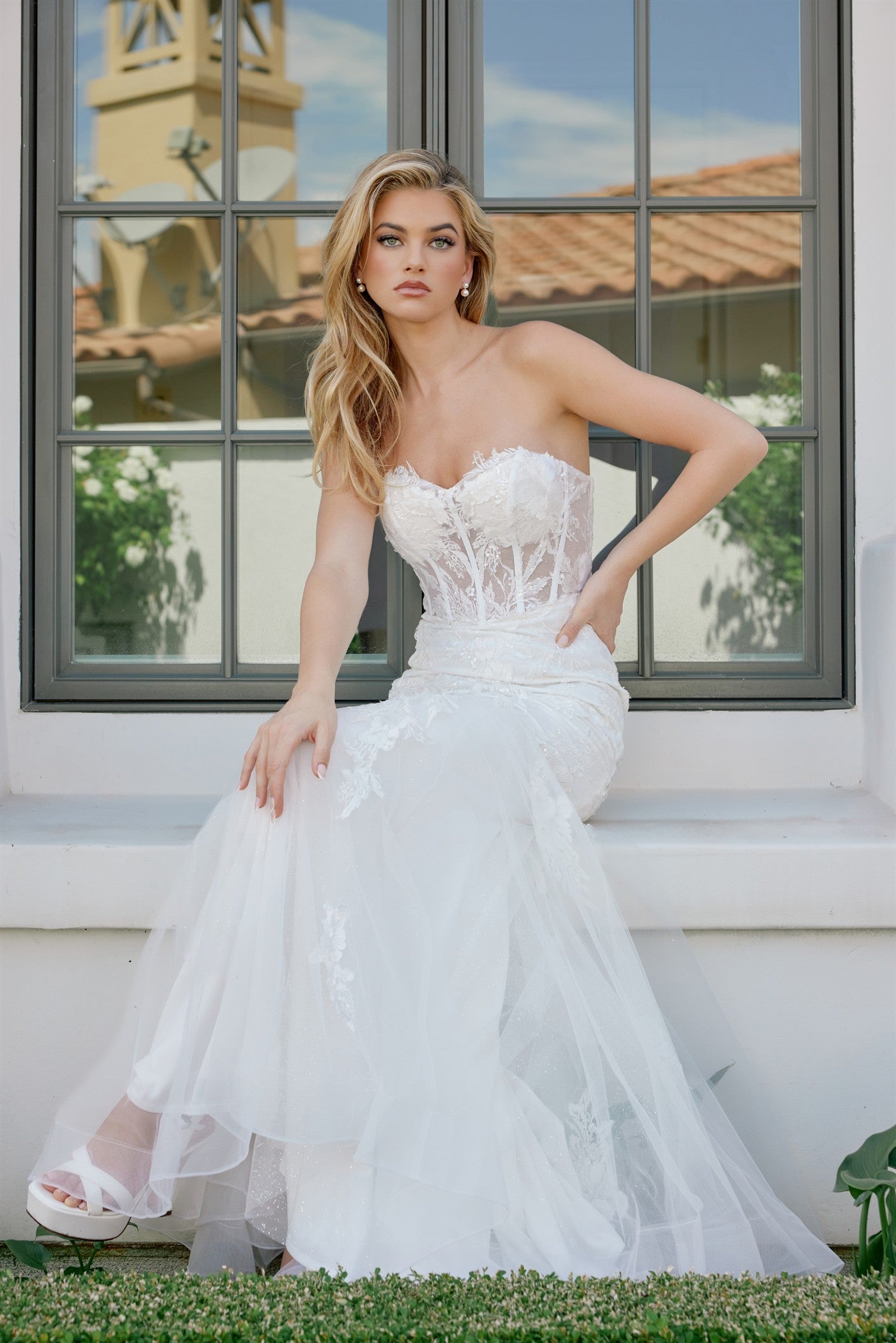 JQ1038_WHITE_4964732