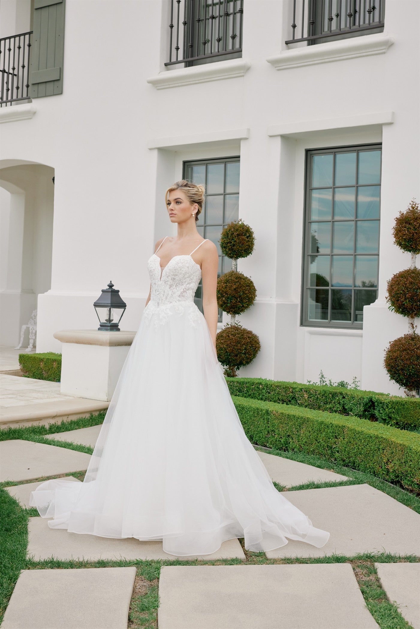 JE1059_WHITE_4935370