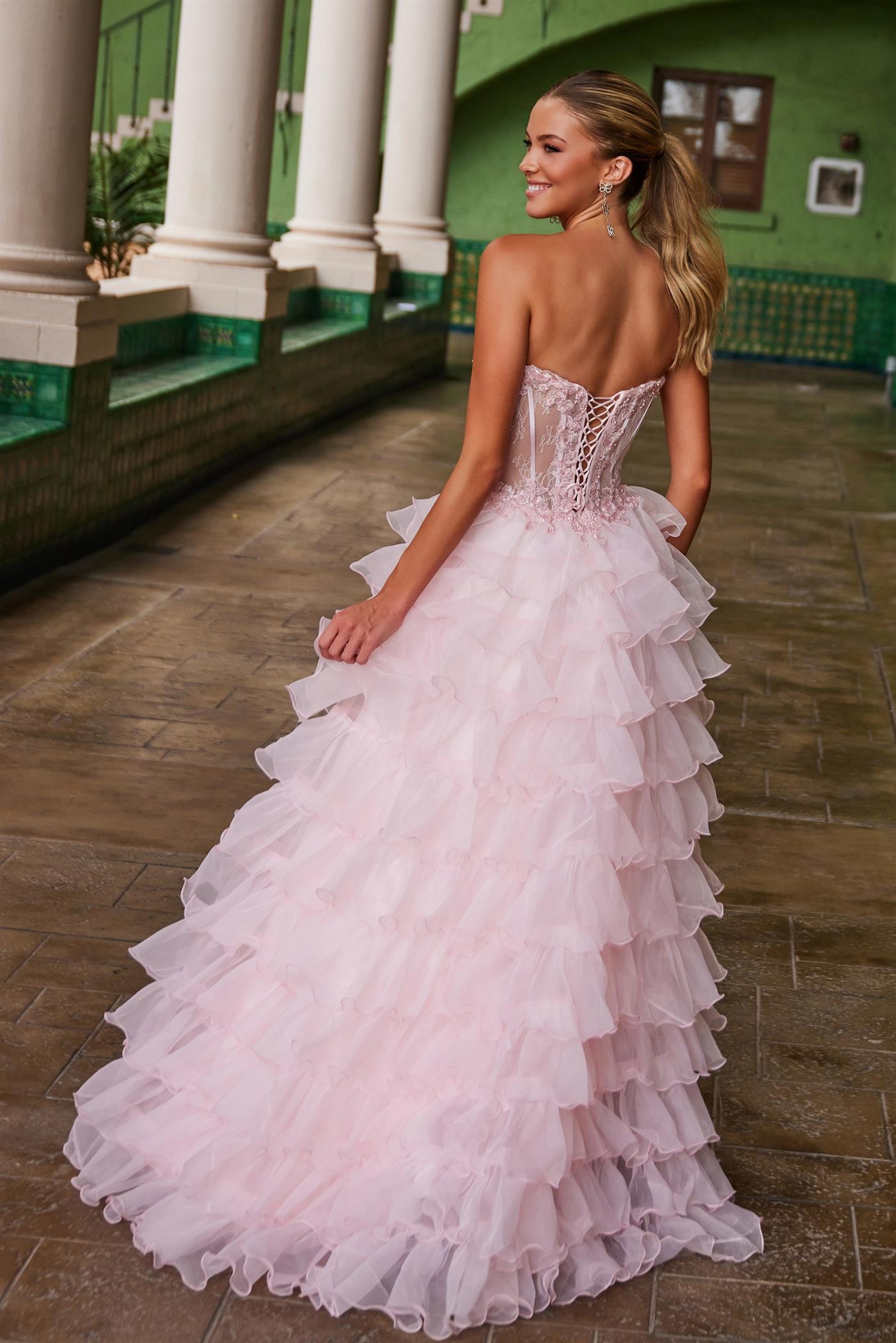 R1688_PINK_3518171