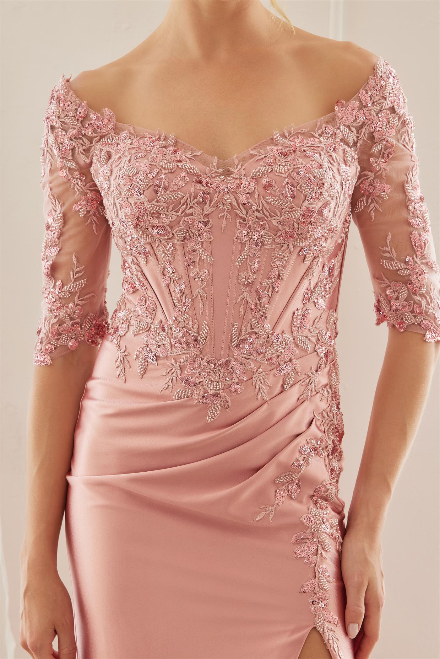 MD156_ROSEGOLD_4935480