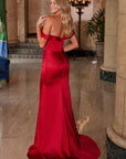 Y1553_RED_3517172