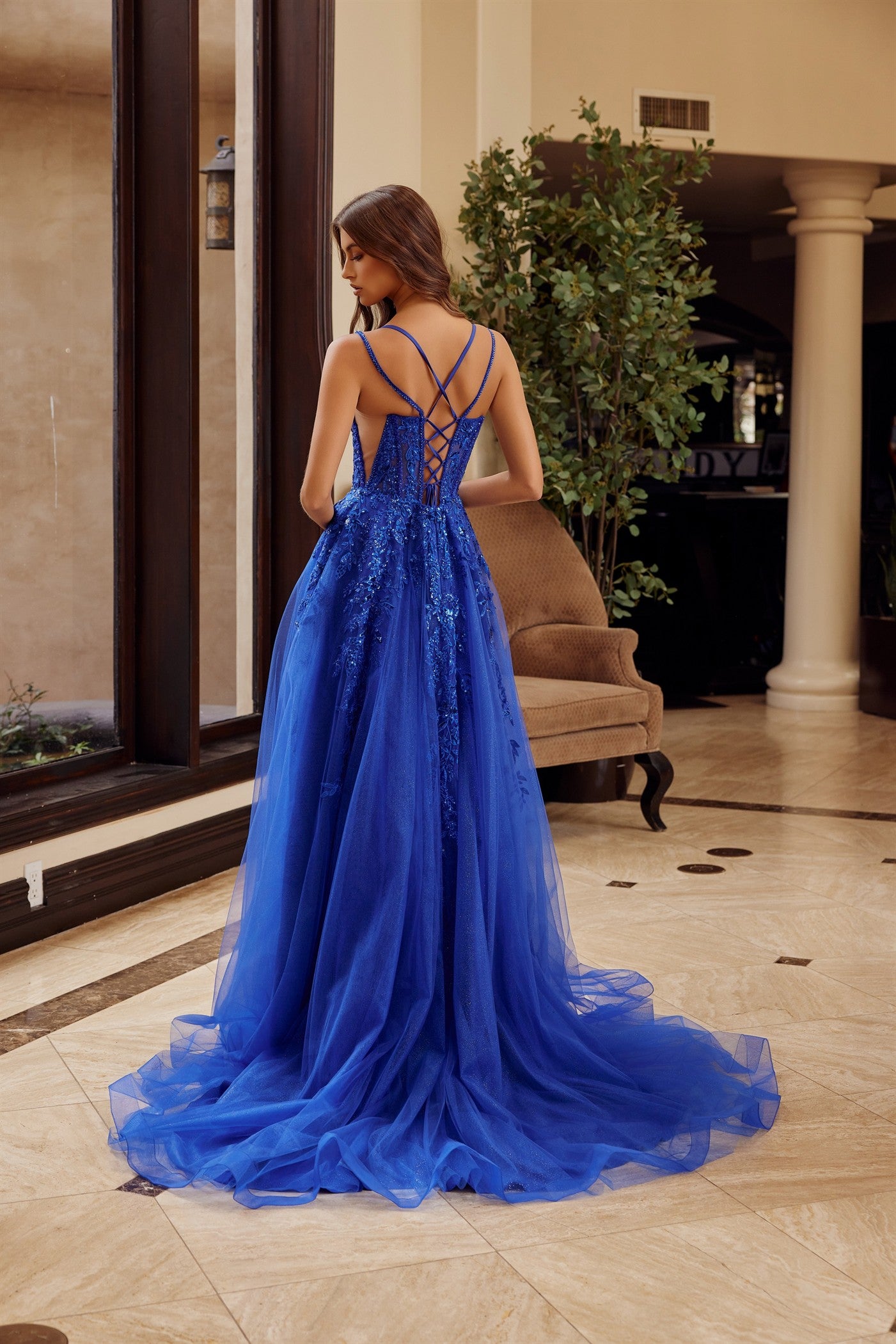 H1885_ROYALBLUE_4943328