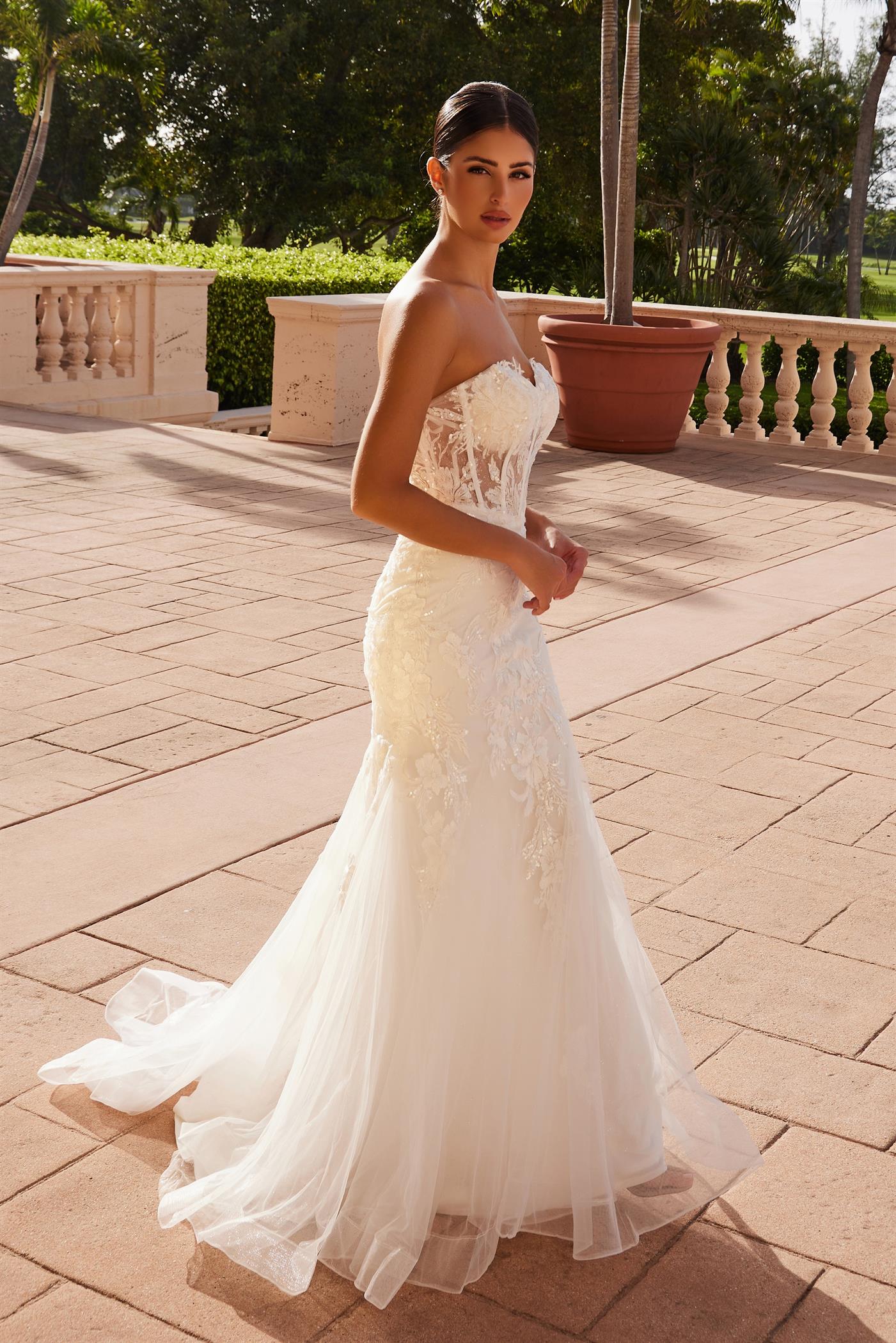 JQ1038_WHITE_3518140