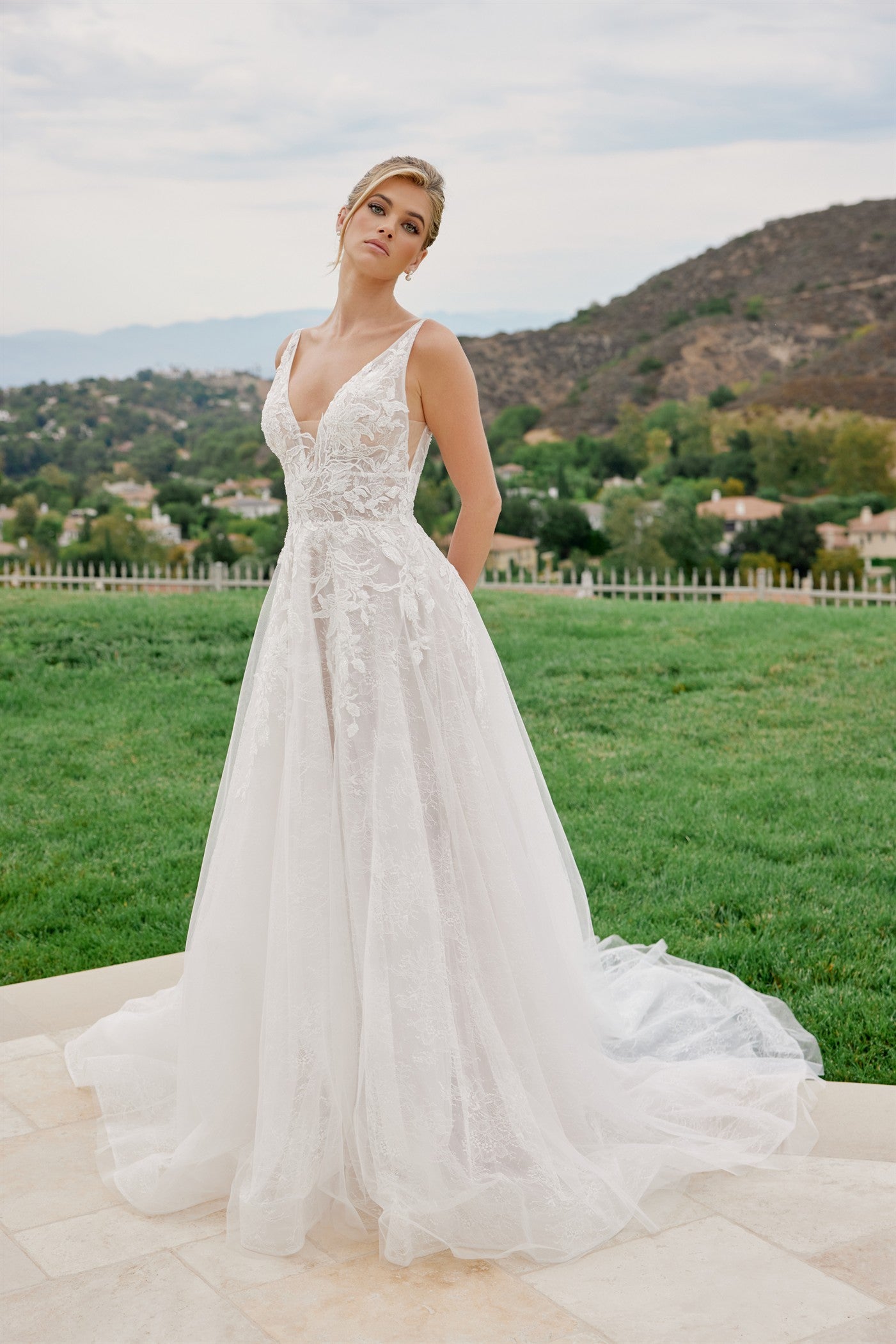 JE1060L_WHITENUDE_4935377