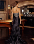 E1901_BLACK_4942990